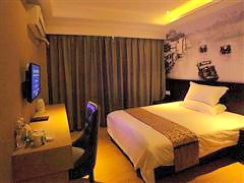 GreenTree Inn Huzhou South Street Chaoyin Bridge Business Hotel