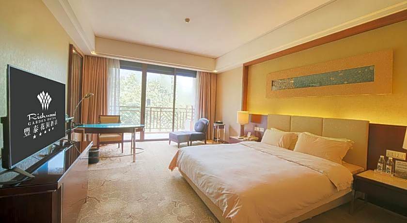 Dongguang Richwood Garden Hotel