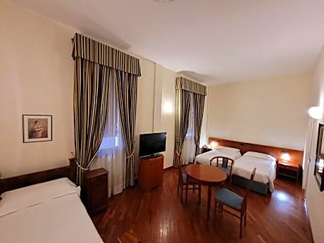 Executive Triple Room
