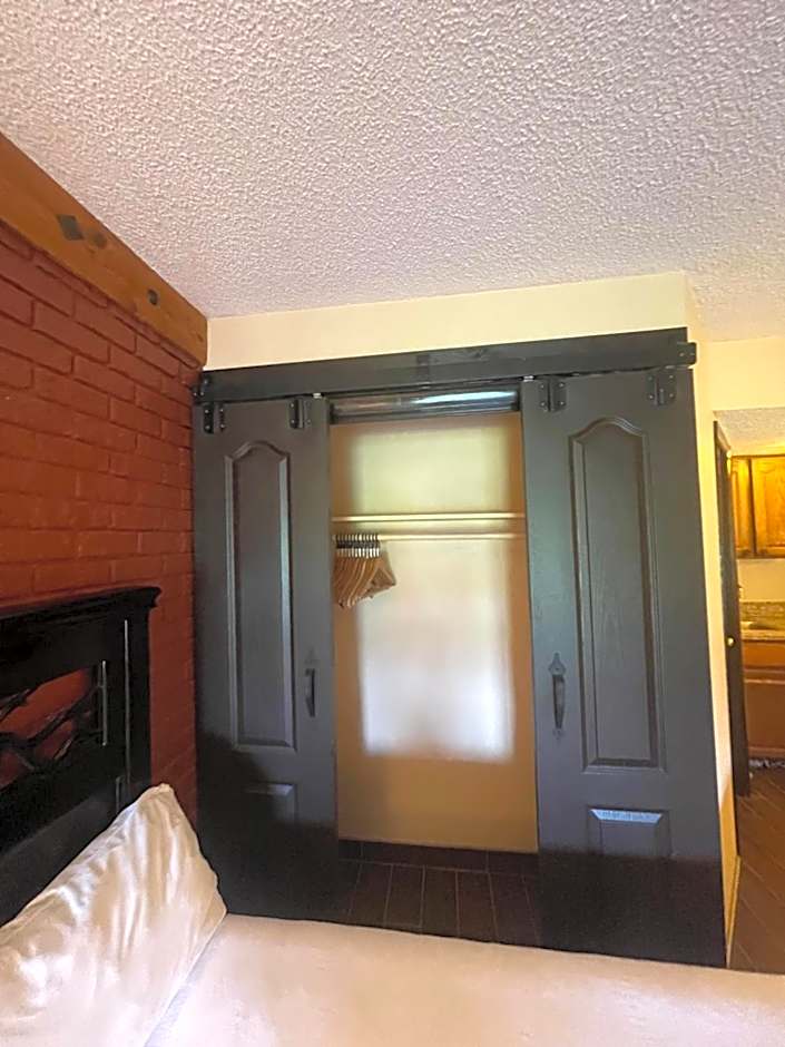 Family Friendly Suite! ArcadeGame inside