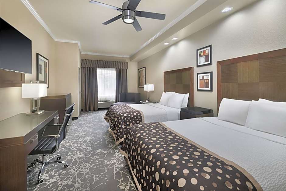 Best Western Premier Crown Chase Inn & Suites