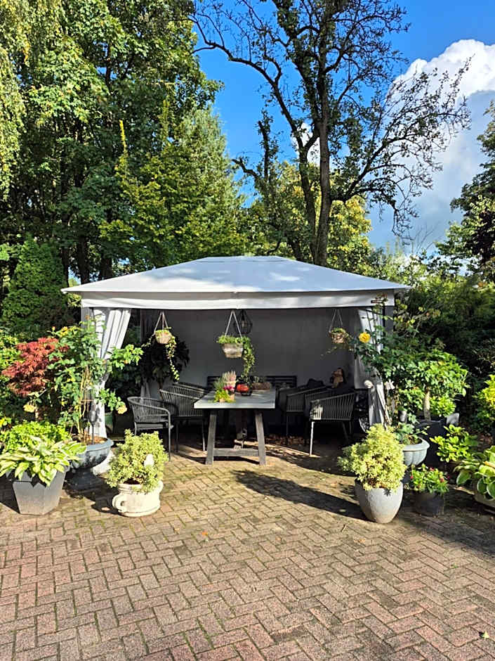 Hotel Kropper Busch Garni
