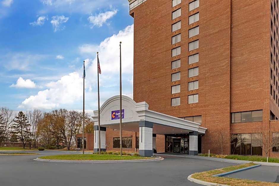 Comfort Inn Brooklyn Center