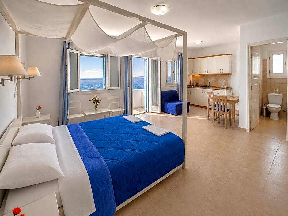 Dream Island Hotel