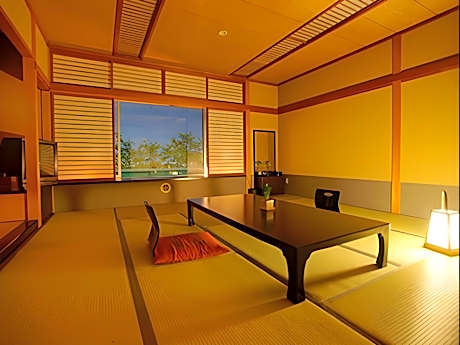 Japanese-Style Triple Room