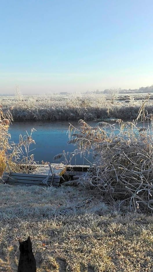 Kleine Buurt aan de Weide