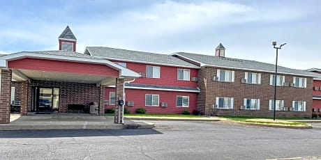 Hudson Inn & Suites