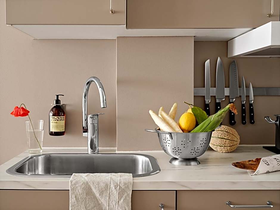 Flora Apartment Hotel