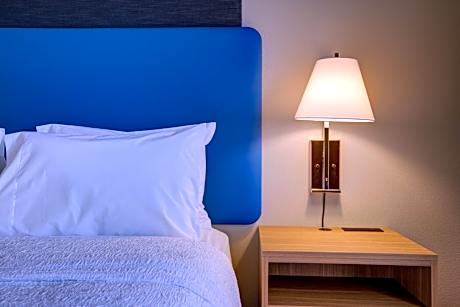 King Studio Suite with Balcony