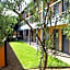 The Executive Inn & Suites