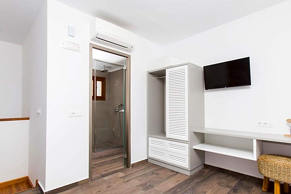 Lindos Del Mar Suites - Adults Only