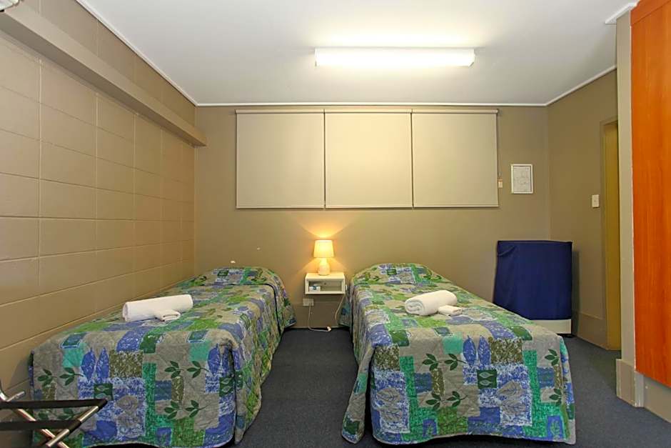 Tandara Hotel Motel