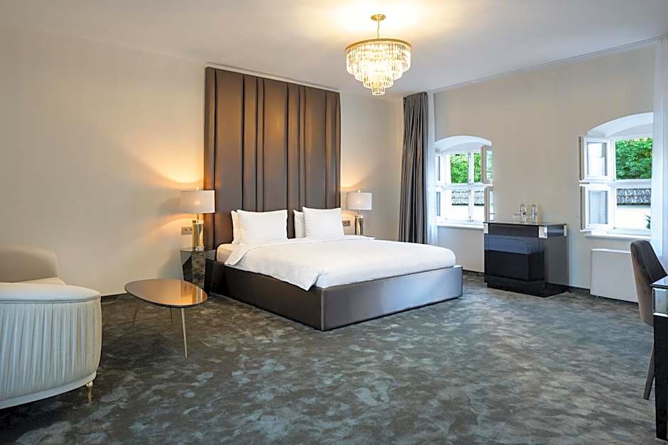St Palace hotel
