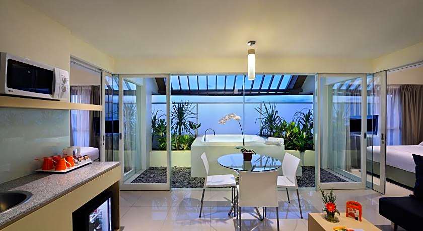 Harris Hotel & Residences Sunset Road