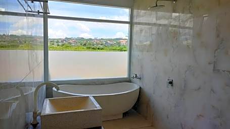 Bwalk Hotel Malang