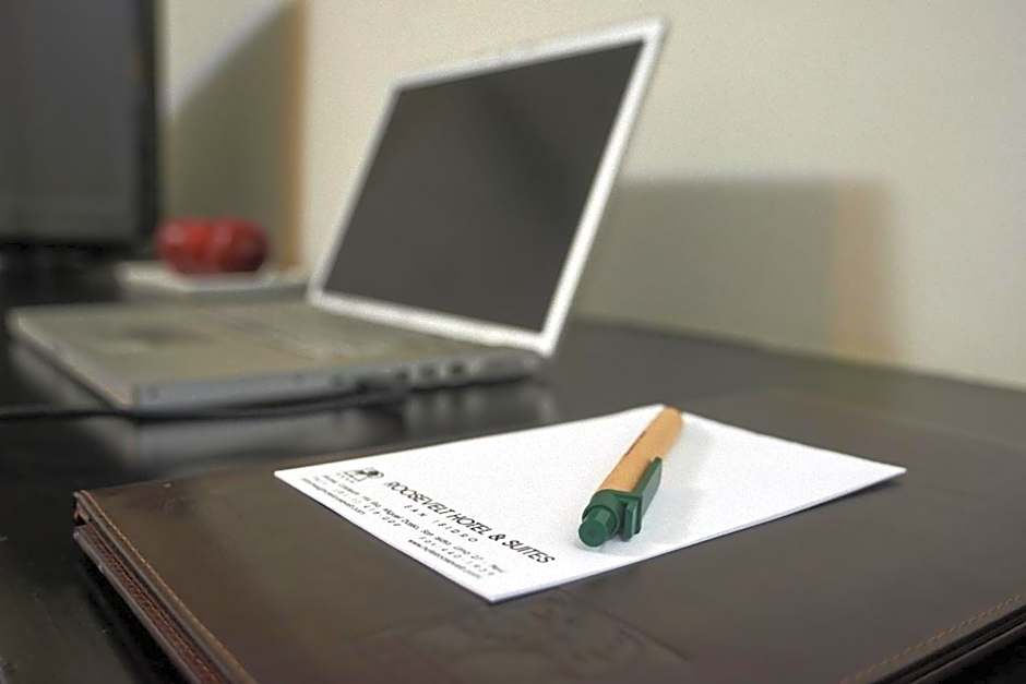 Roosevelt Hotel & Suites