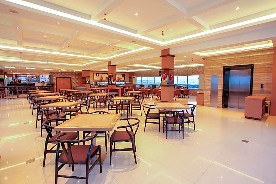 WThree Premier Hotel