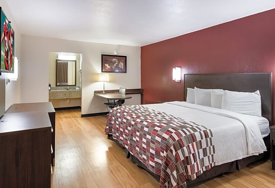 Red Roof Inn & Suites Commerce - Athens