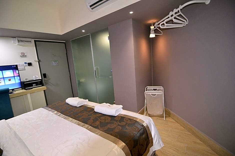 77 Boutique Hotel