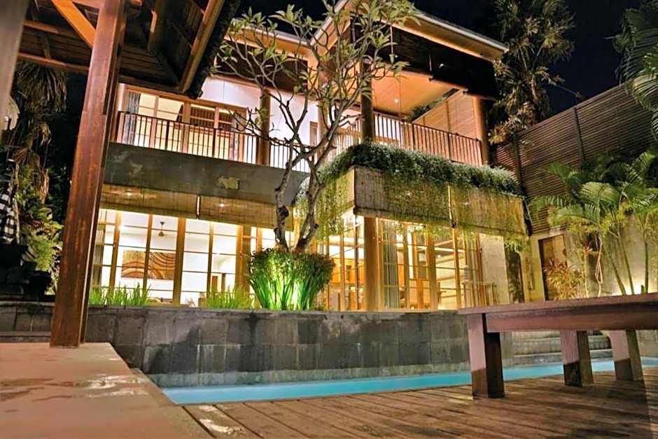 Bale Gede Villa