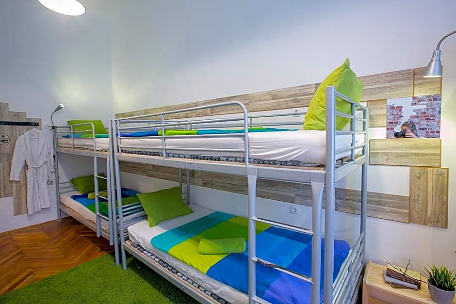 Friends Hostel & Apartments