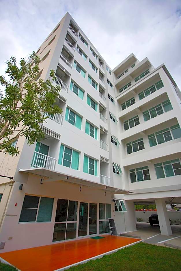 Des Res Hotel and Residence