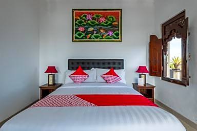 RedDoorz @ Uluwatu Suites