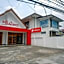 RedDoorz near Kawasan Simpang Lima Area