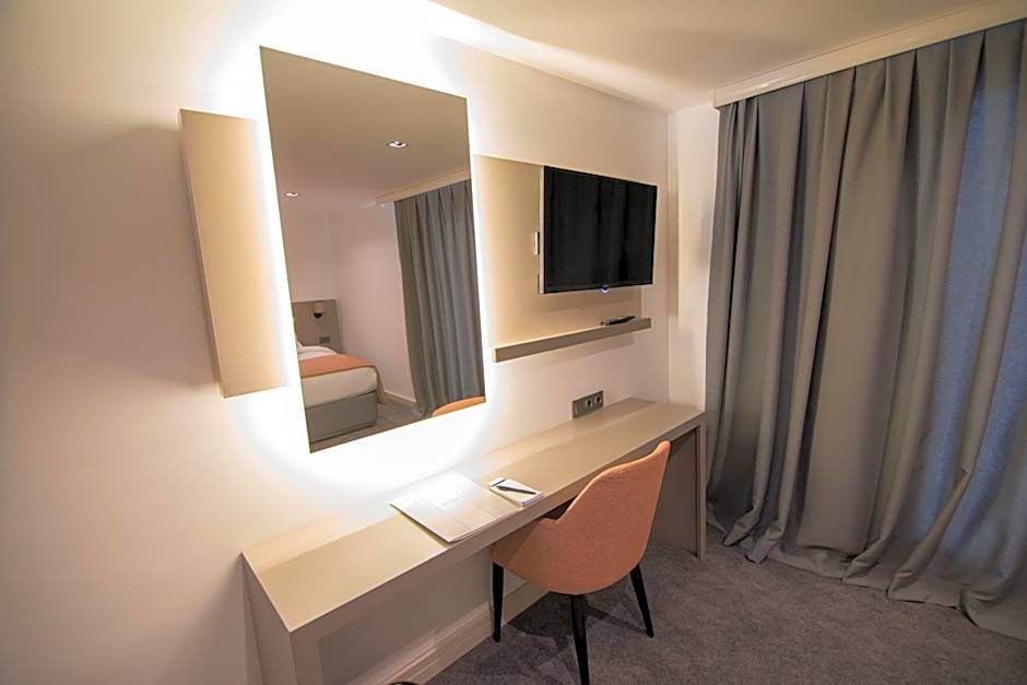 Dovv Hotel Busıness