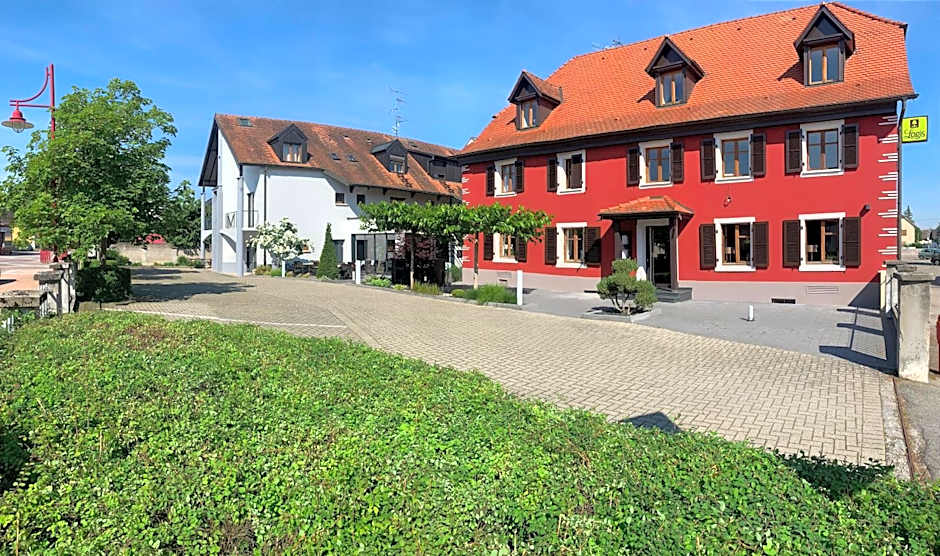 Logis Hôtel Restaurant Au Lion Rouge