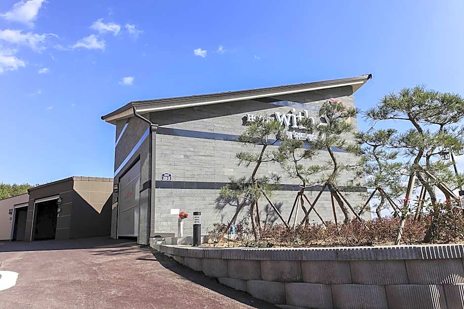 Gyeongnam goseong Hotel With7