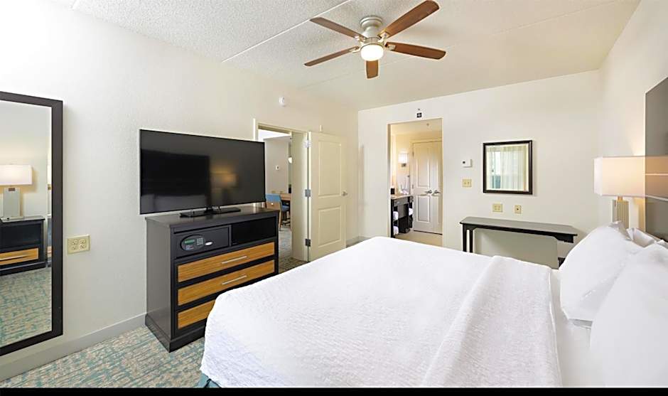 Homewood Suites By Hilton Atlanta Airport North