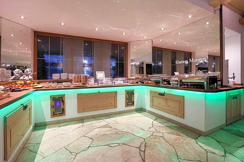 Arthotel ANA Panorama, Trademark Collection by Wyndham