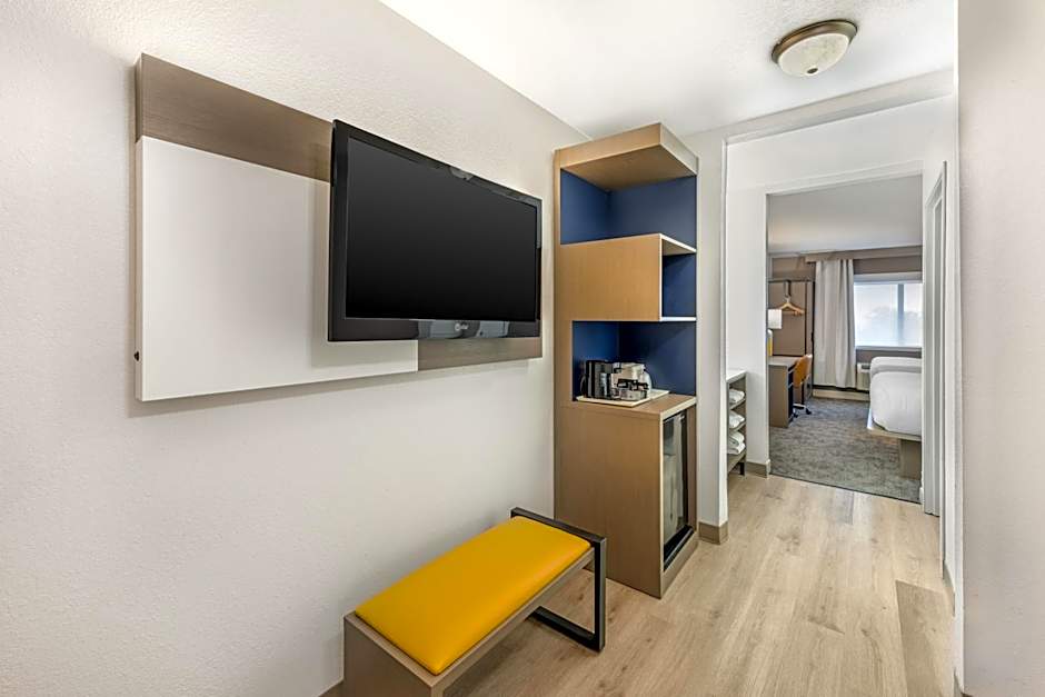 Comfort Suites Albuquerque/North Journal Center