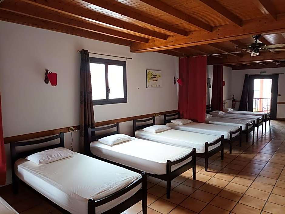 Refuge d'étape Zuharpeta Randonneur Pèlerin