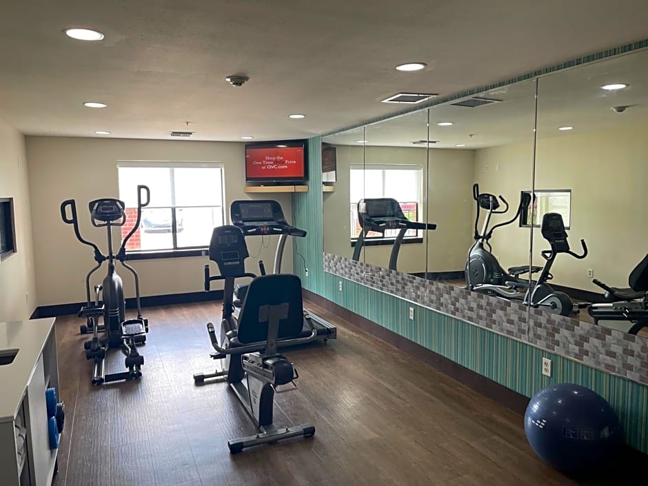 Holiday Inn Express Hotel & Suites Biloxi- Ocean Springs By IHG