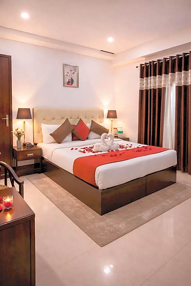 Goyal Hoteliers - The Hotel Samovar