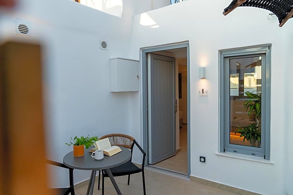 Enalios sunset suites