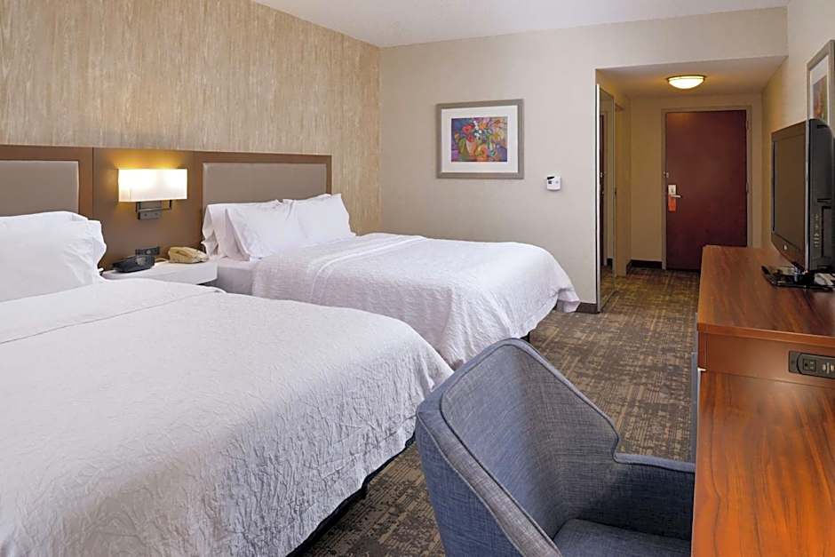 Hampton Inn By Hilton & Suites Wilmington