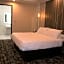 SureStay Hotel by Best Western Houston Southeast