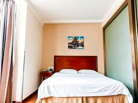 GreenTree Inn Kunshan High Speed Rail Station Hengshan Road Express Hotel