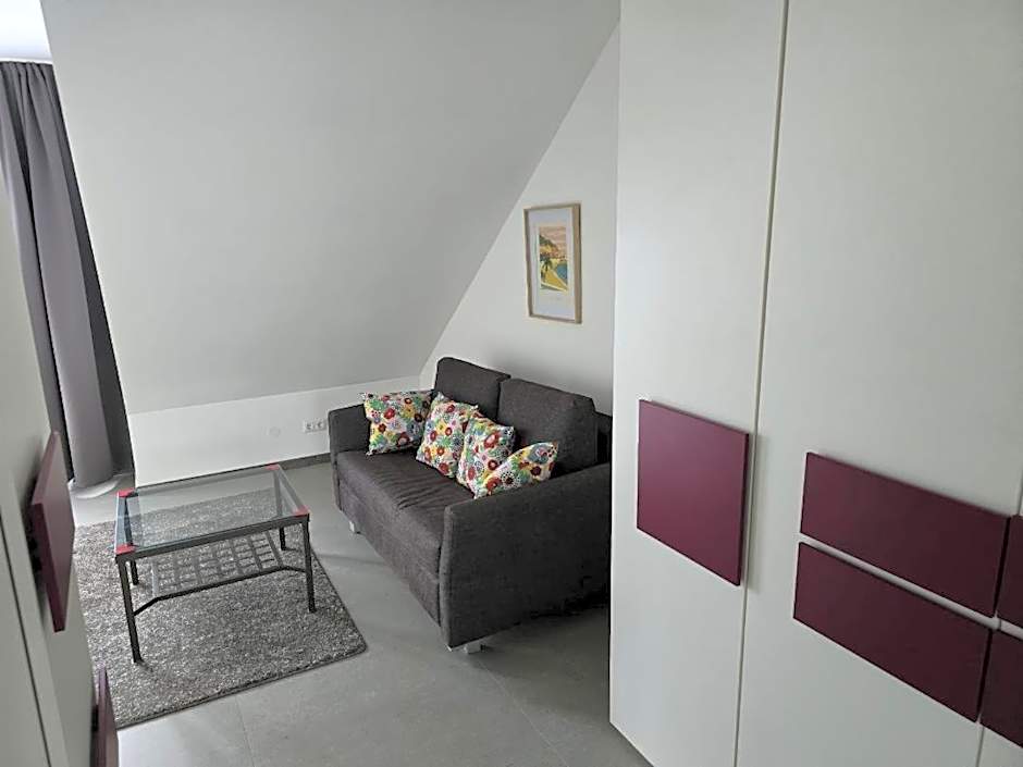 Balthasar Neumann Speiserei & Gästehaus - Zentrum Brühl -E-Ladestation, nähe Phantasialand