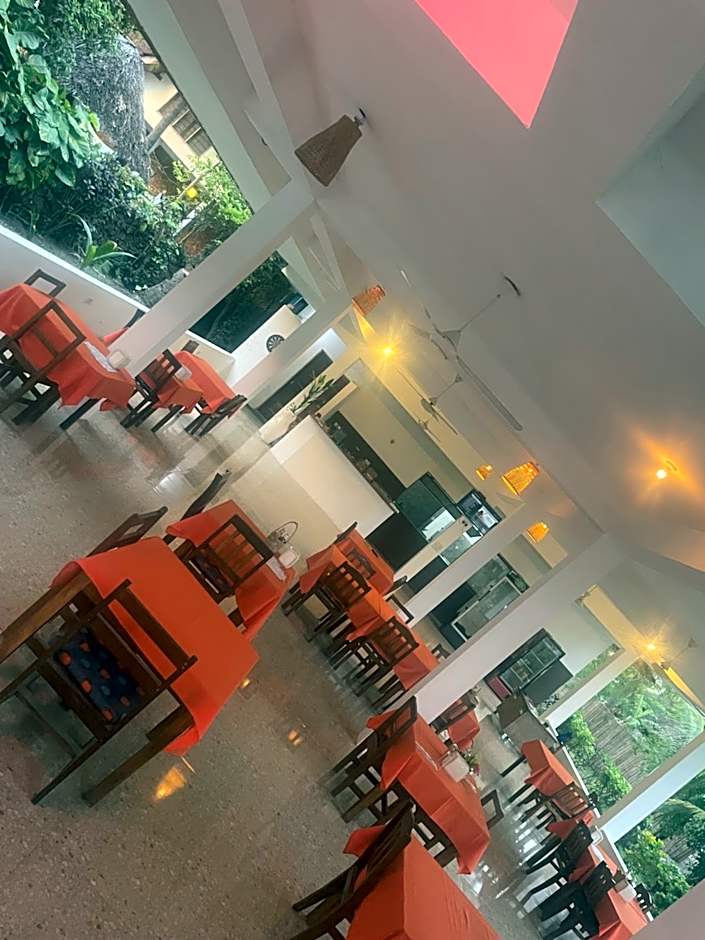 Kivulini Lodge and Restaurant