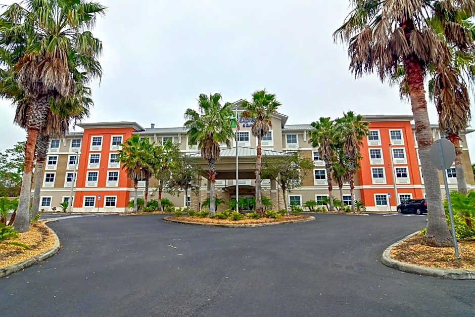 Holiday Inn Express & Suites Palm Coast - I-95