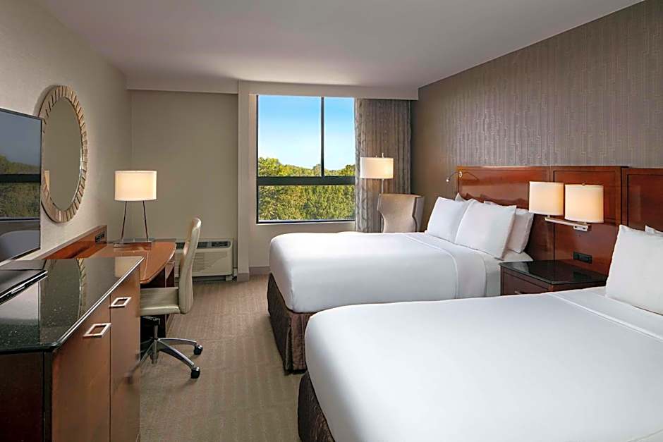 Sonesta Charlotte Lower South End