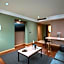 Boulevard Suites Hotel