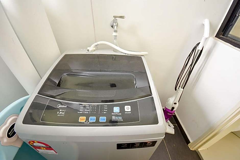 D'Pristine Theme Suite by Nest Home at LEGOLAND