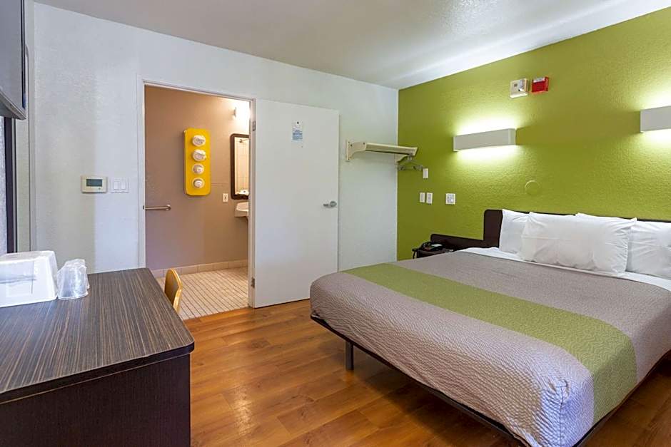 Motel 6-Camp Springs, DC - South Camp Springs