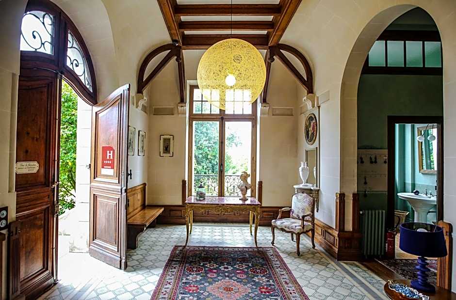 Chateau du Clair de Lune - Boutique Luxury Hotel