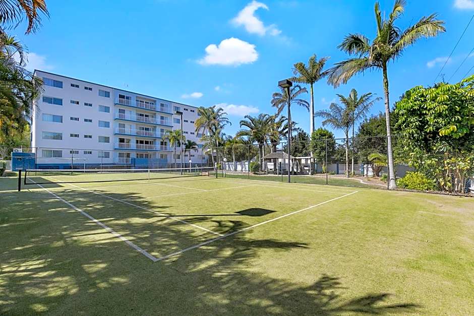 White Crest Apartments